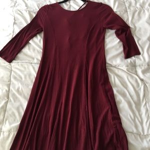 Forever 21 Womens Red Long Sleeve Open Back Dress